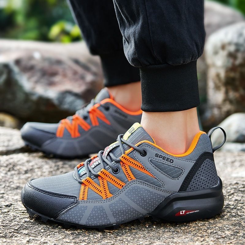 Alti Grip Walking Shoes