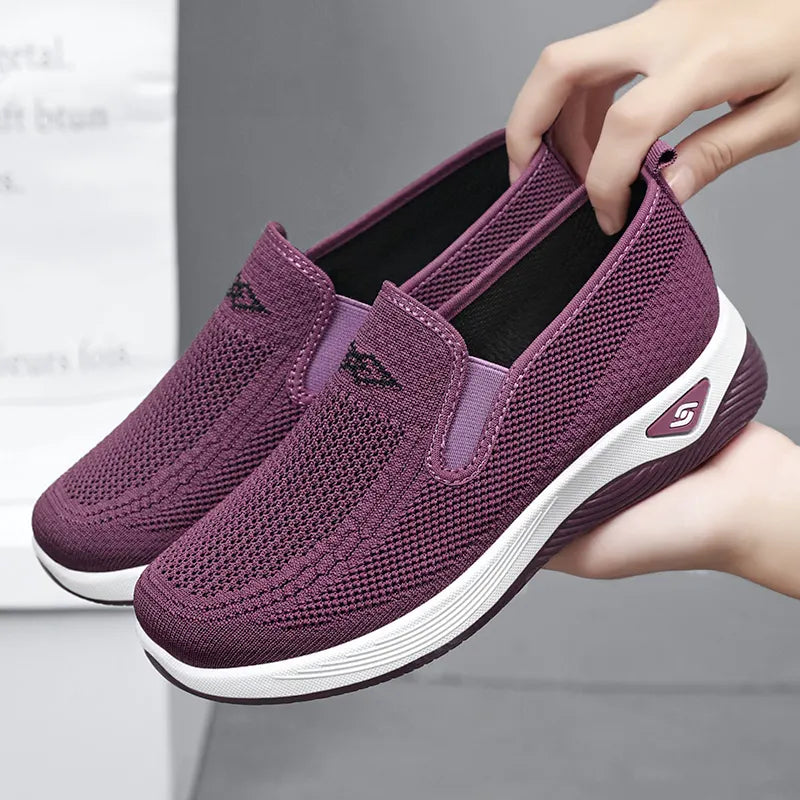 Breathable Tennis Shoes