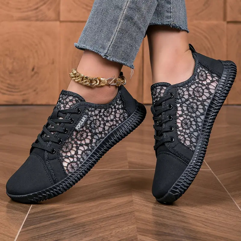 Breeze Lace-Up Wide Toe Box Shoes