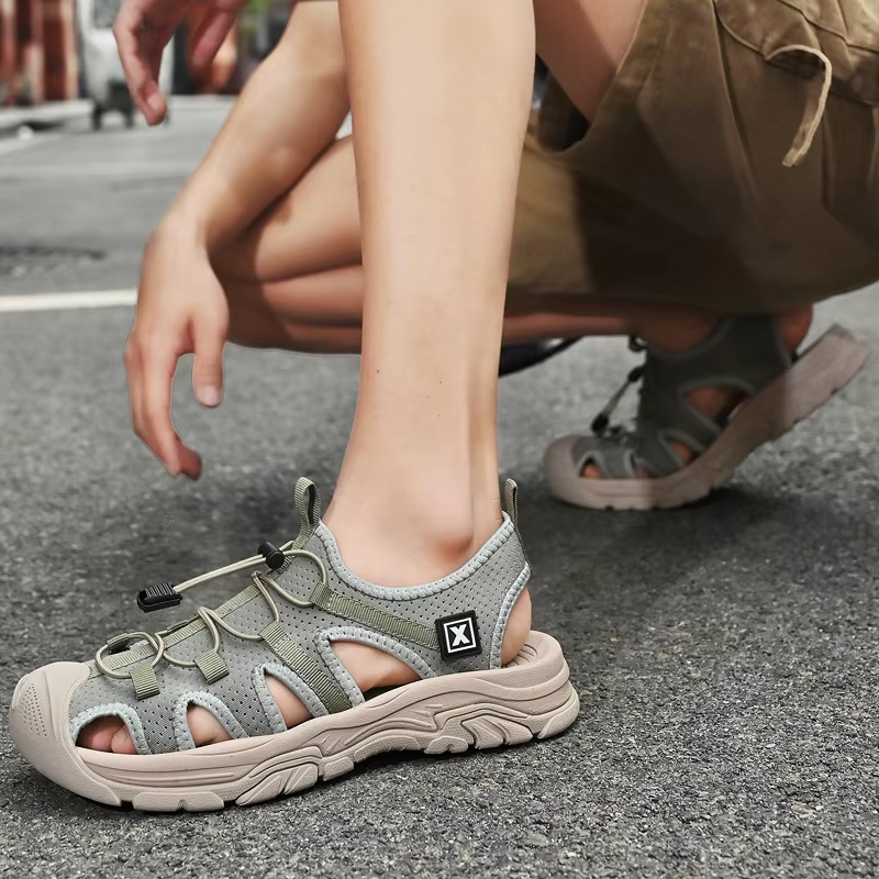 Casual Cutout Closed Sandals