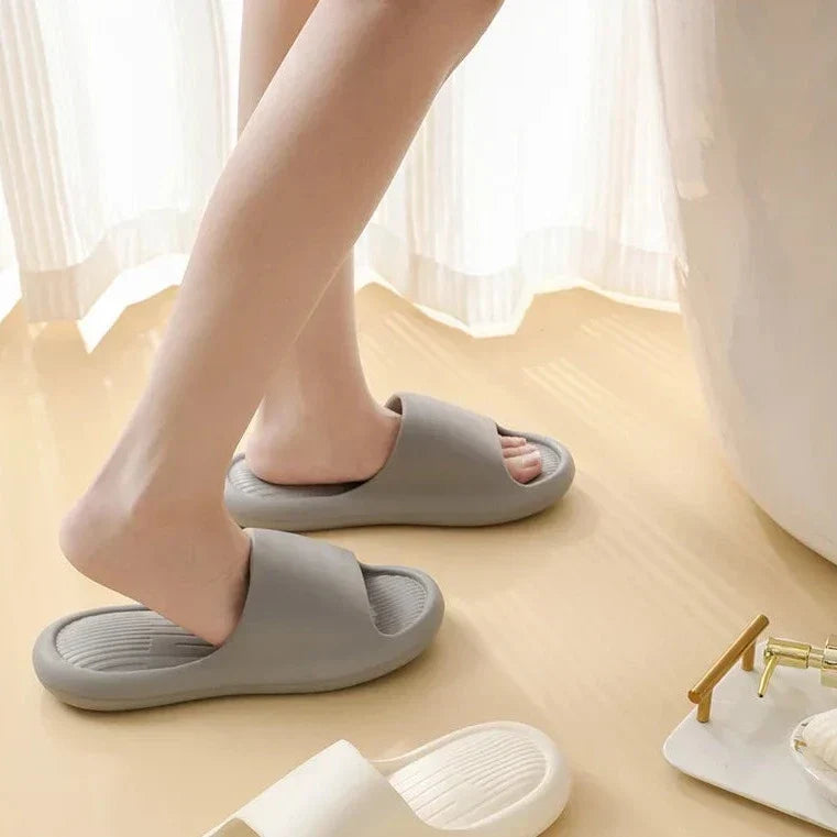 Cloud Cushion Slippers