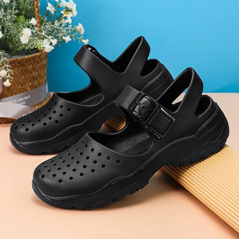 Cutout Nursing Shoes