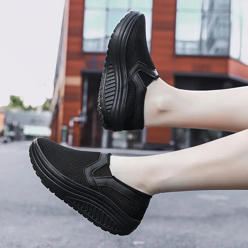 Everyday Balance Walking Shoes