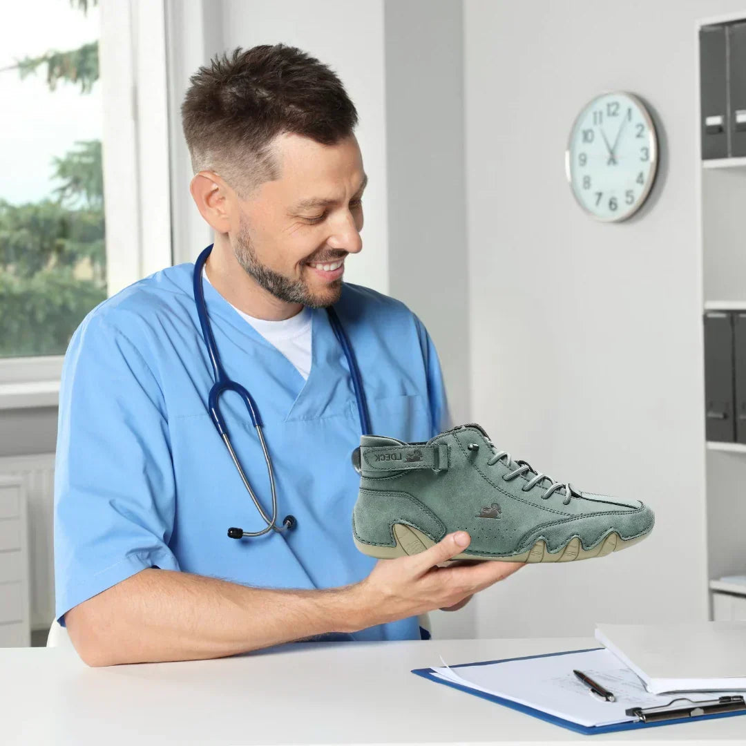 FlexGrip Wide Barefoot Sneakers