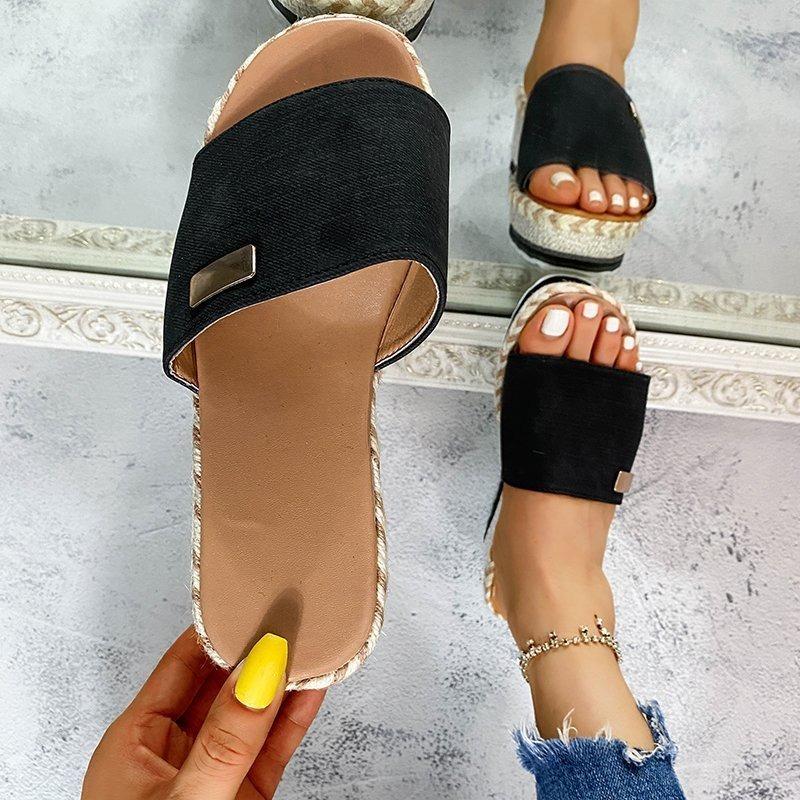 Soleil Luxe Wedges