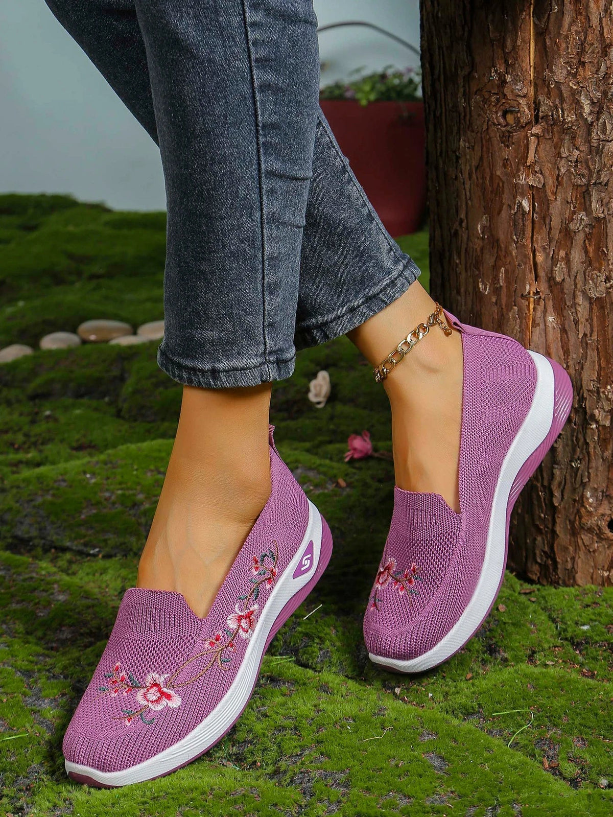Spring Slip-On Walking Shoes