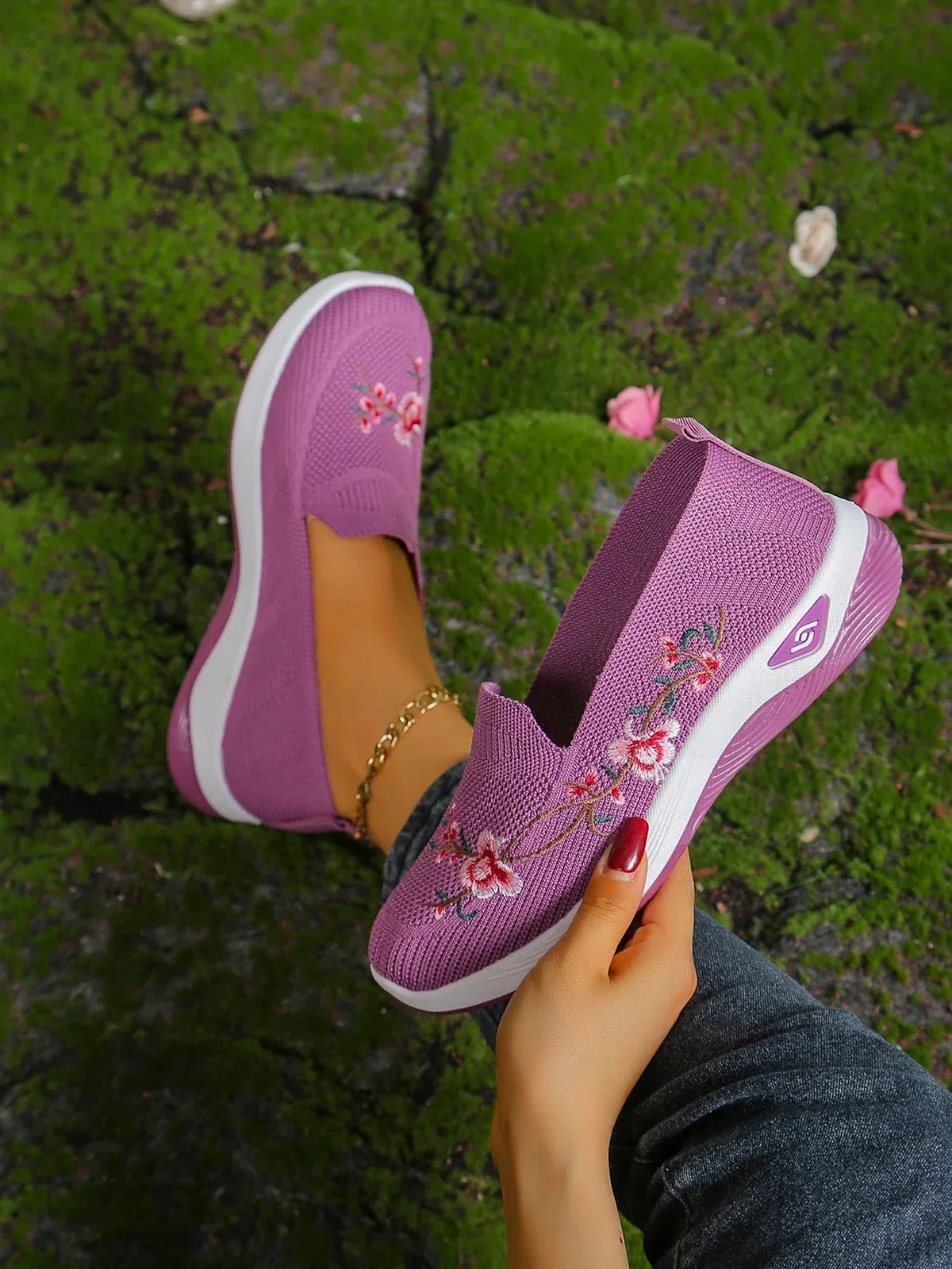 Spring Slip-On Walking Shoes