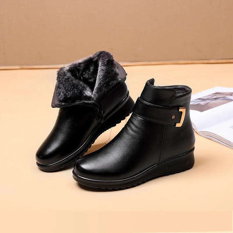 Supportive Leather Buckle Boots