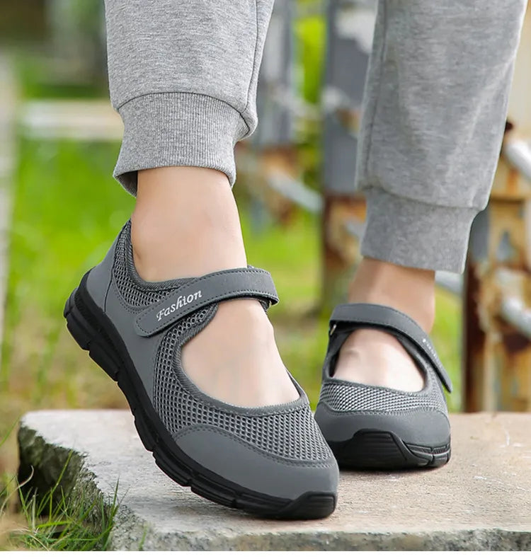 Women's Mesh Slip-On Shoes