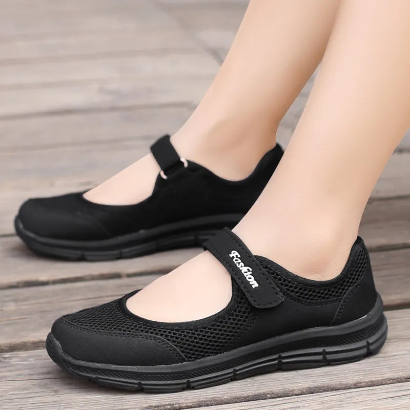 Women's Mesh Slip-On Shoes